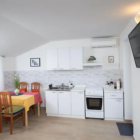 Goldfinch Estate Apartment Banjole Room photo
